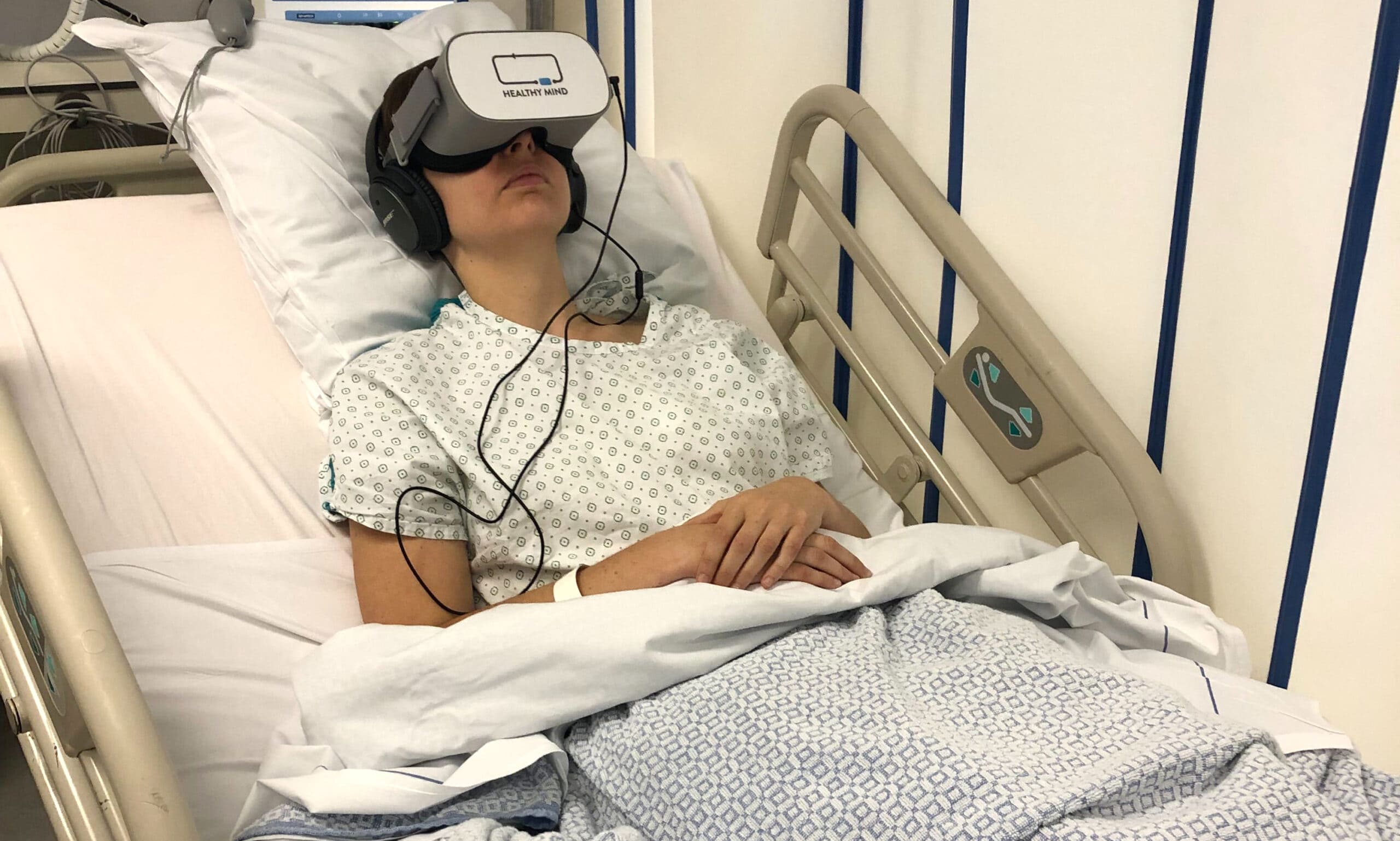 Les casques de réalité virtuelle permettent aux patients de mieux vivre la période postopératoire, notamment en salle de réveil.
